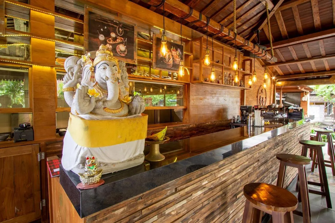 Moson Villa Legian Indonesia